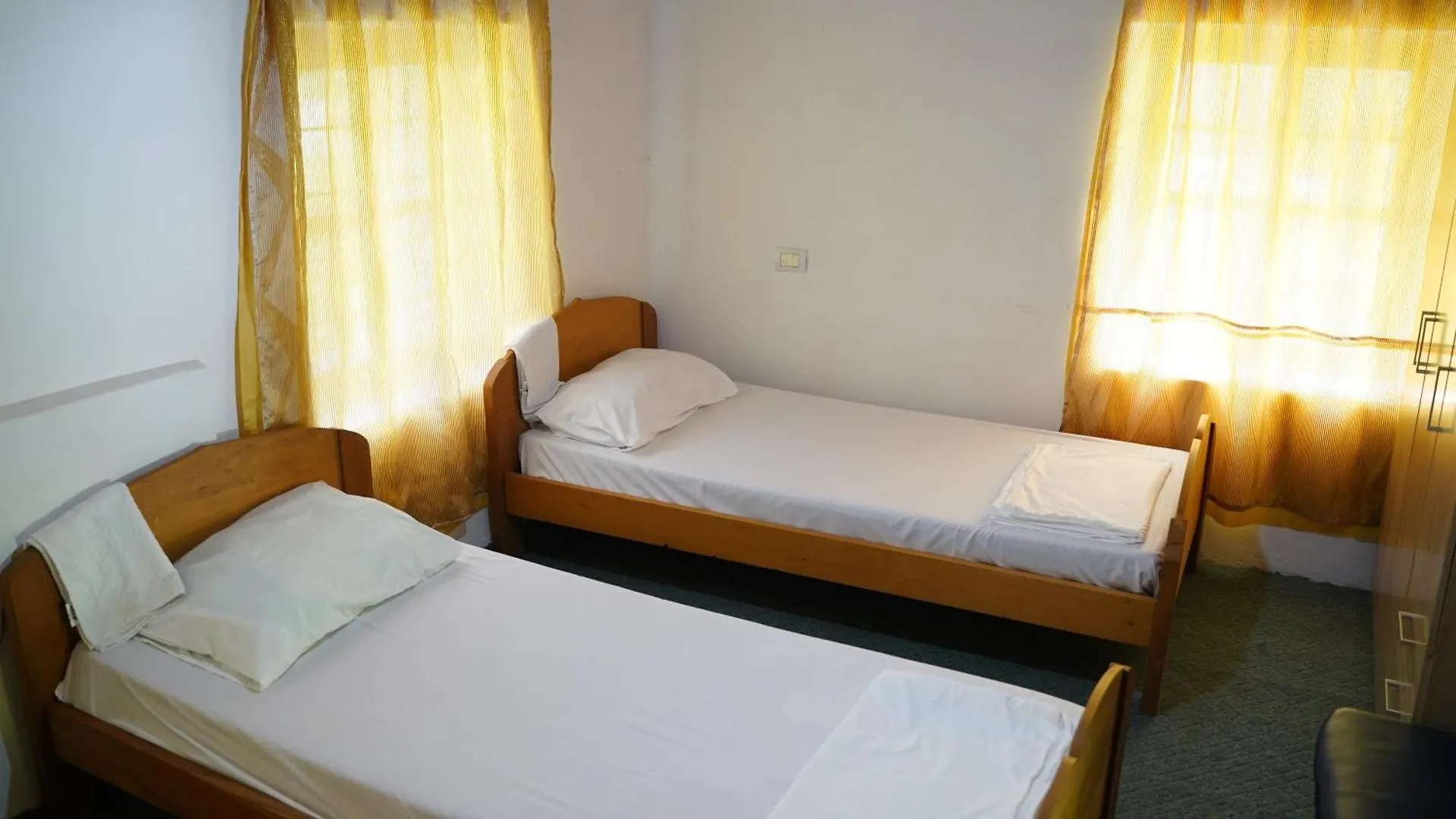 Πανσιόν Motina River Guesthouse Τροπόγια Αλβανία